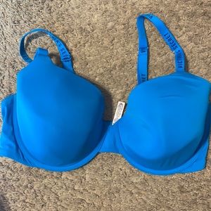 Victoria’s Secret Tshirt Lightly Lined Full Coverage Bra